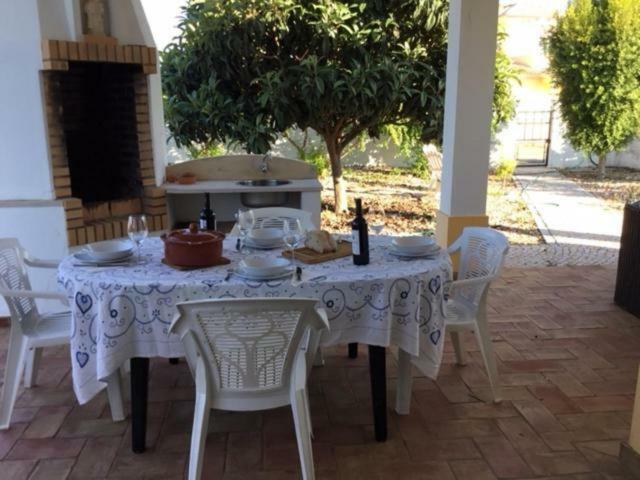 Guest House Alfarrobeiras Albufeira Exterior foto